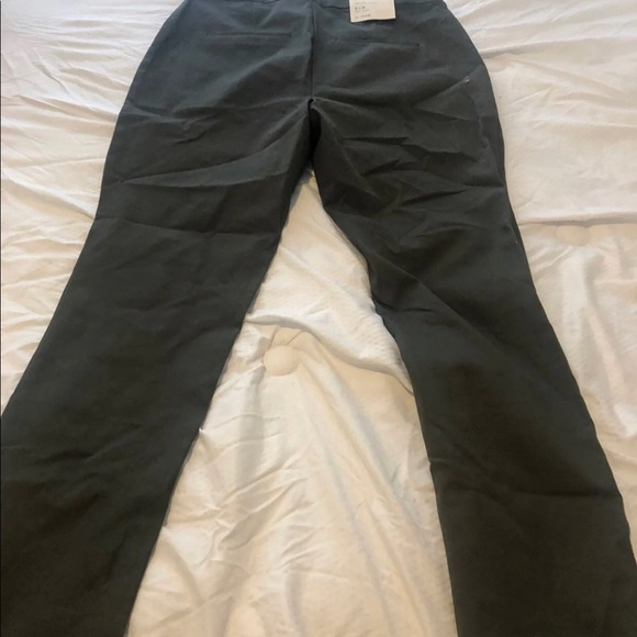 High-Rise  Pants size 6 - Picture 5 of 5
